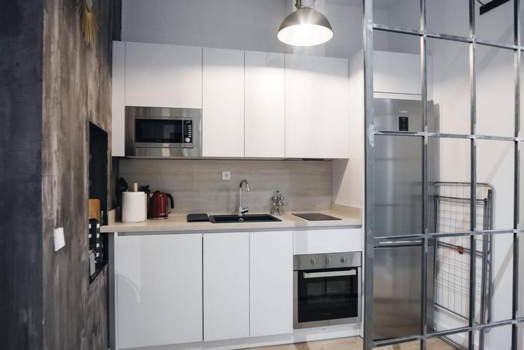 Apartamentos Plaza De Pedro Zerolo III Madrid Ngoại thất bức ảnh